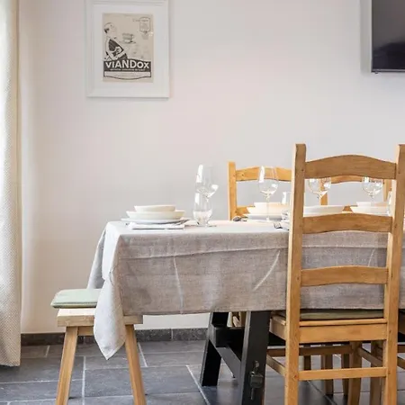 La Ferme De Sotrez לינה וארוחת בוקר 4*